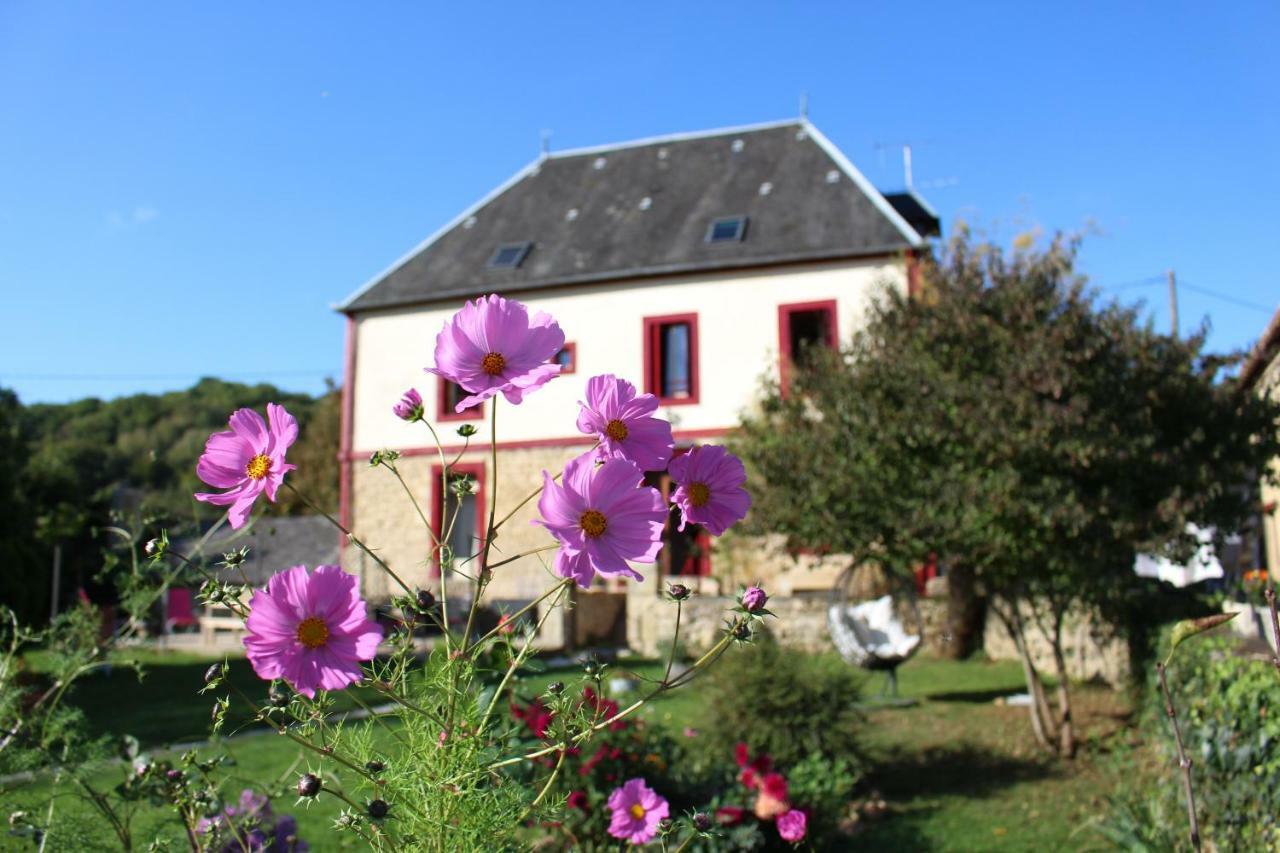 La Maison Du Bonheur Anlhiac Exteriör bild